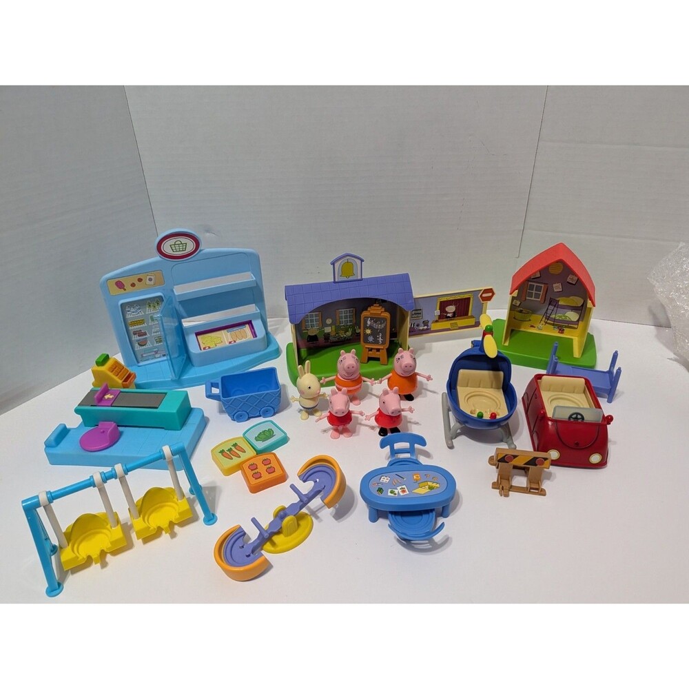 Peppa Pig Figure & Playset 23 Lot – Grocery Store, Schoolhouse, Playground & Car